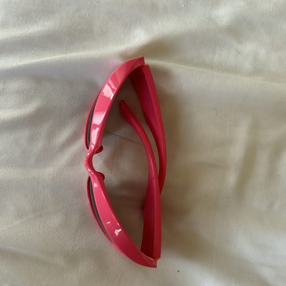 Pink sunglasses - Picture 2 of 4